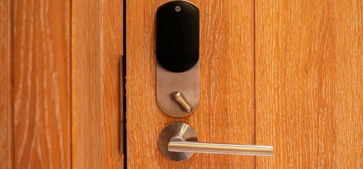 Automatic Locking Door Knob Redondo Beach